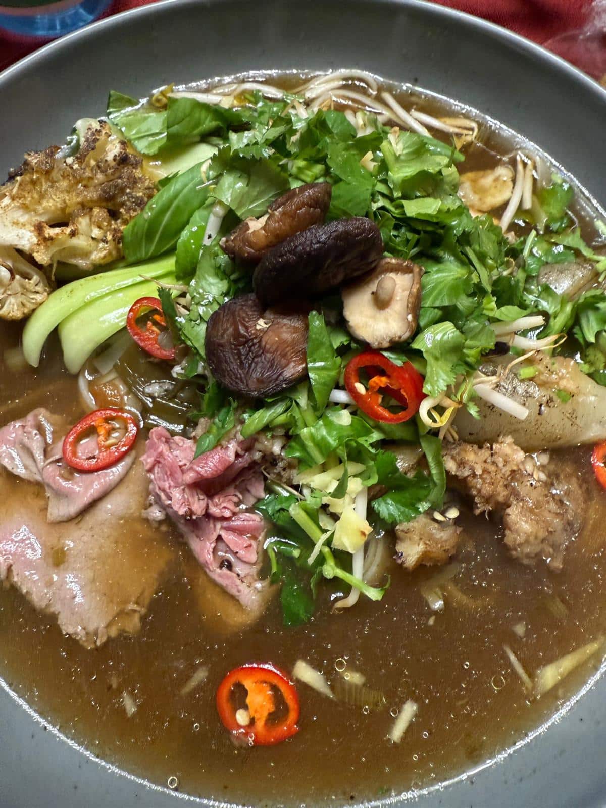 Vietnamesische Pho Suppe beim Kochkurs